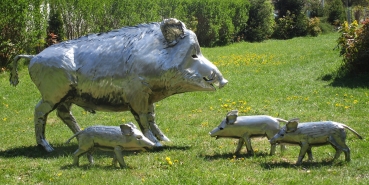 Big wild boar garden sculpture